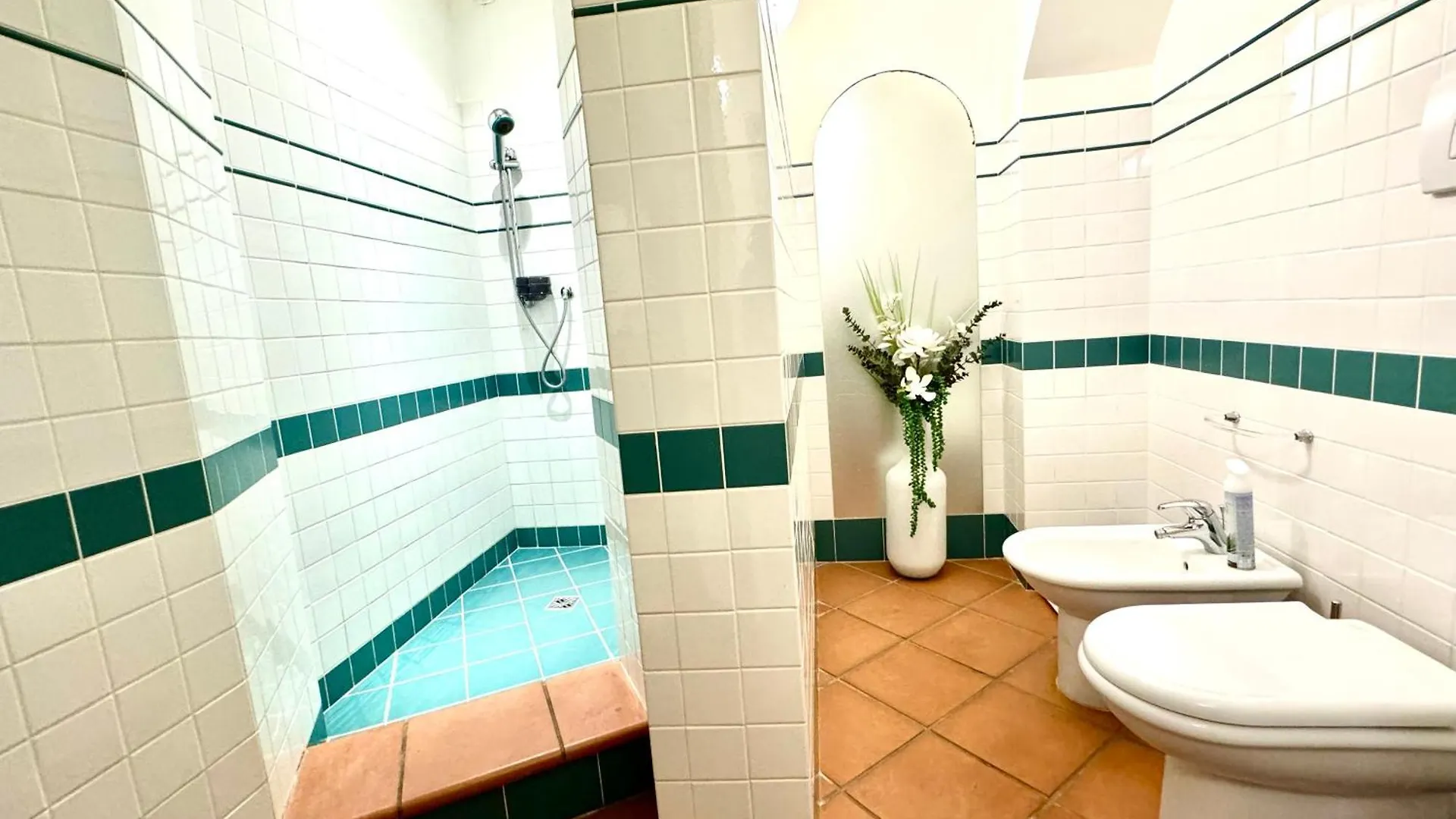 Elegantsuite 1 Minut Charles Bridge Ps5 And Garden Prague Apartment
